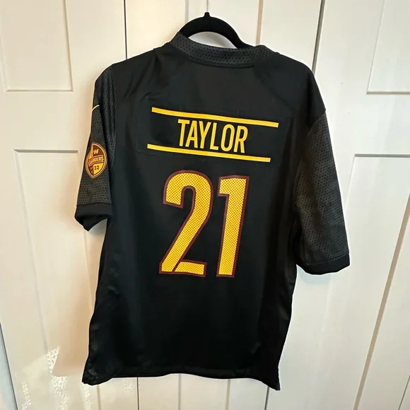 NFL Black Commanders Jersey M. 21  Taylor - Picture 5 of 8